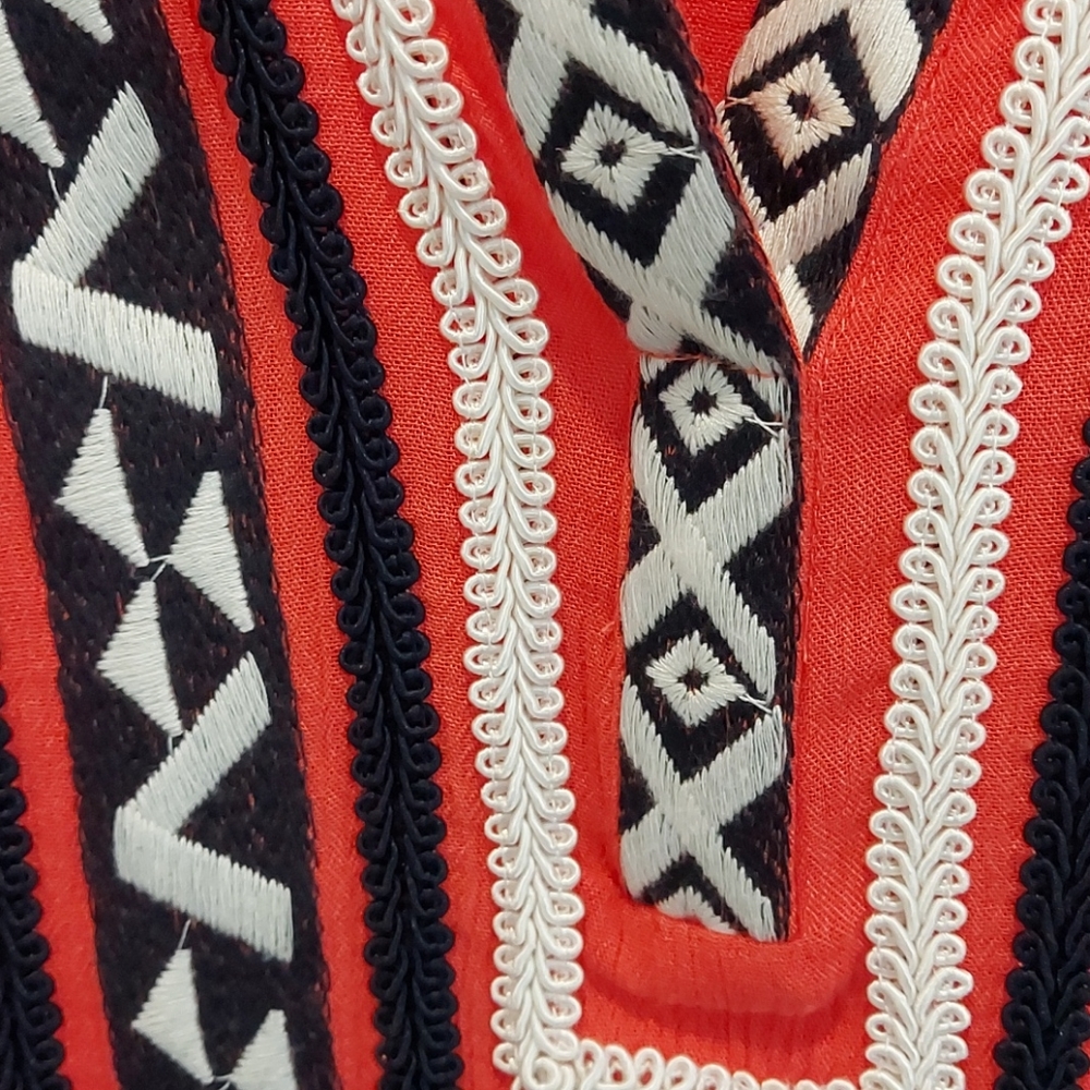 Tunic - Picture 3 of 4